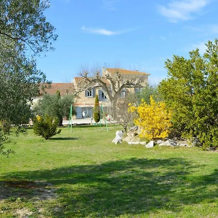 Maison Accueillante A Avec Piscine Partagee Holiday home Monteux